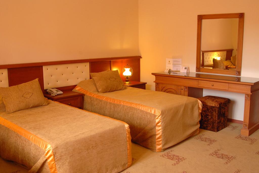 Estel Otel Midyat Bilik gambar